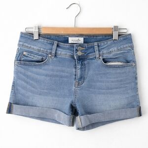 Bootlegger “The Red McCoy” Denim Shorts Size 27 Light Wash Cuffed